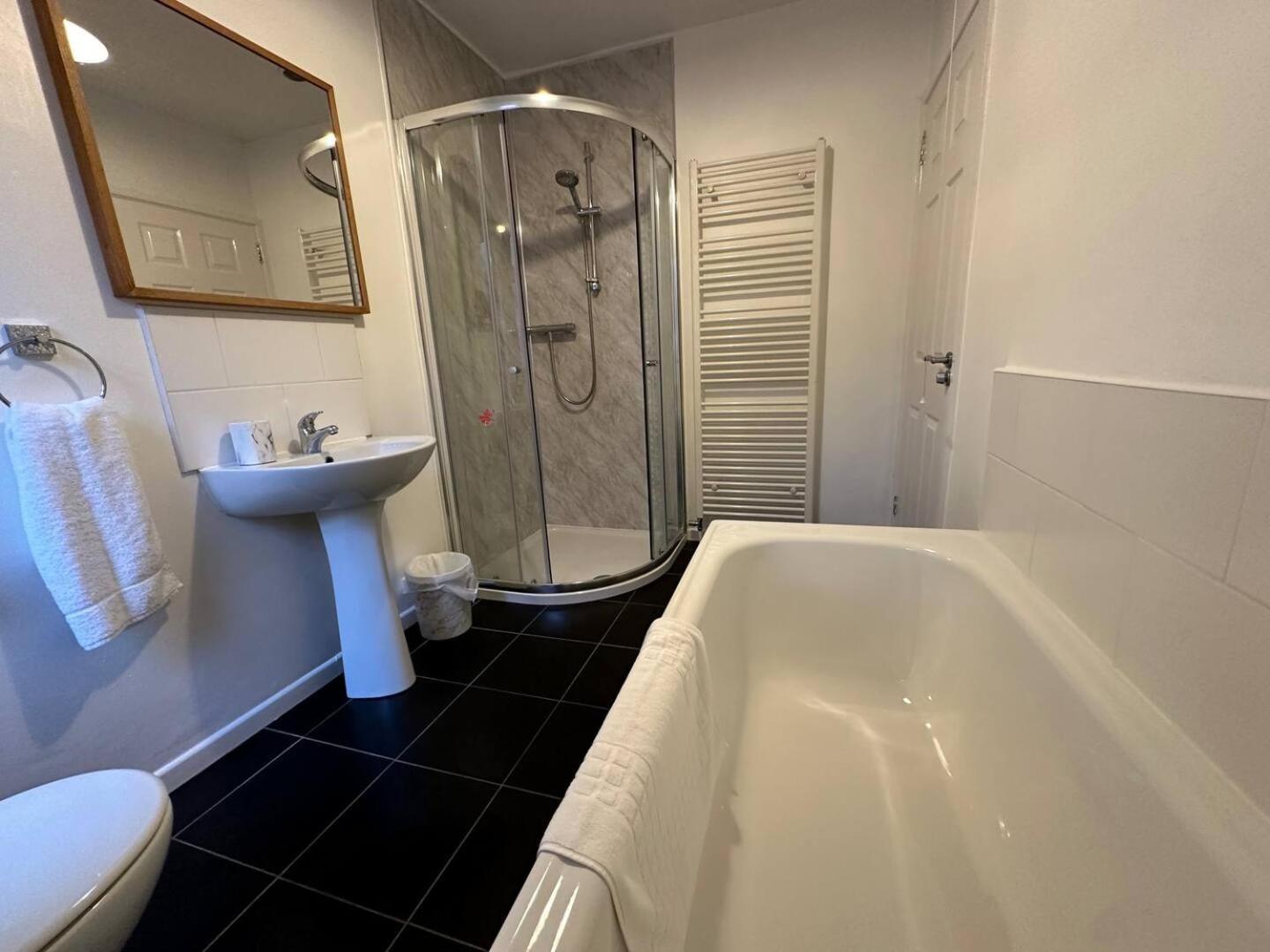 فيلا 2Br Stylish Ormeau Road House بلفاست المظهر الخارجي الصورة