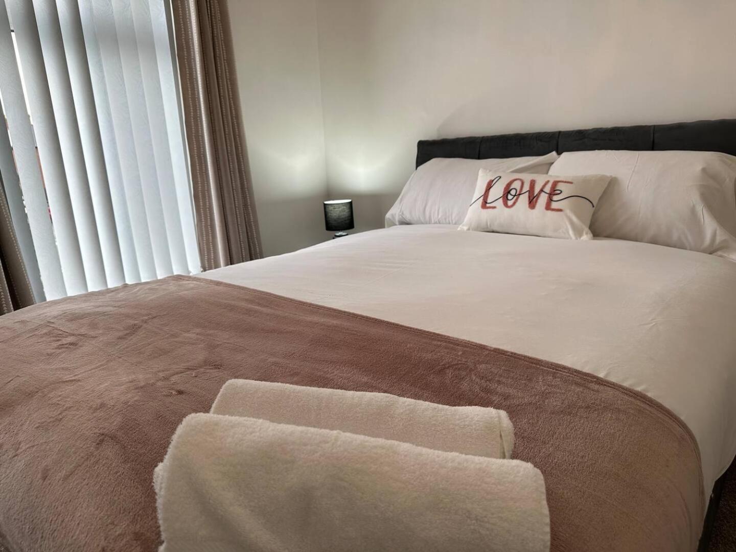 فيلا 2Br Stylish Ormeau Road House بلفاست المظهر الخارجي الصورة